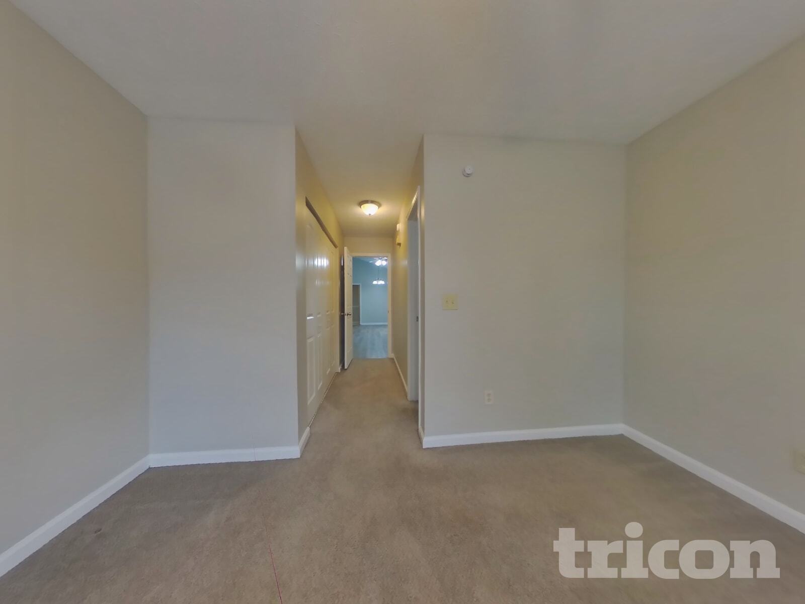 Building Photo - 1831 Commonwealth Dr