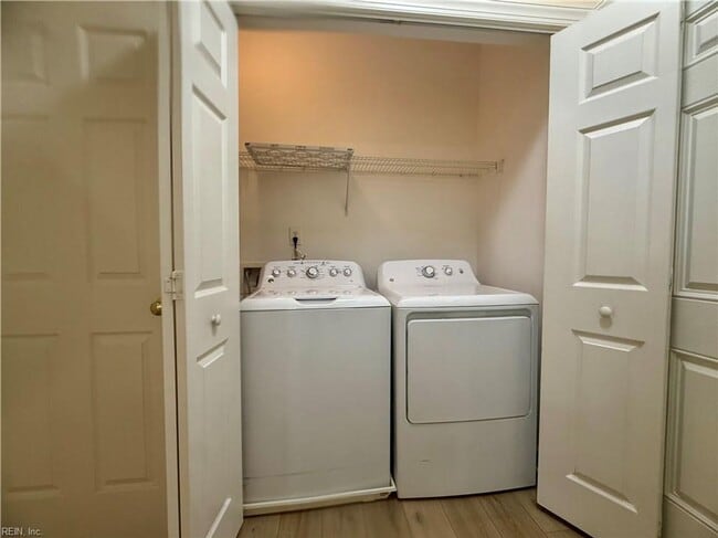 Building Photo - Coastal Comfort: Spacious 2-Bedroom Condo Retreat in Virginia Beach