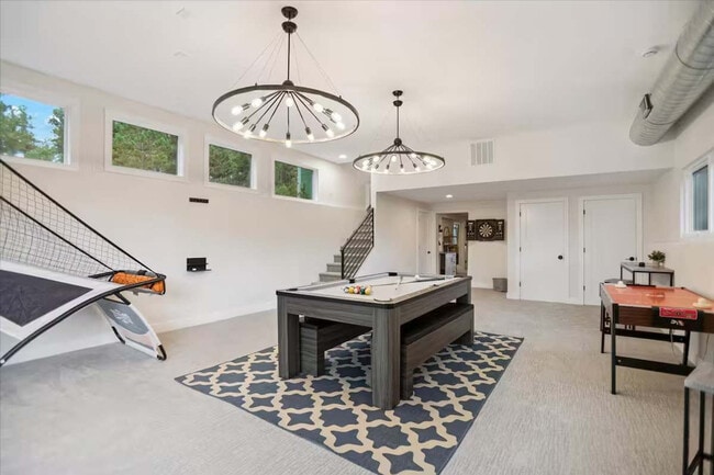 Building Photo - 6186 Sunshine Canyon Dr