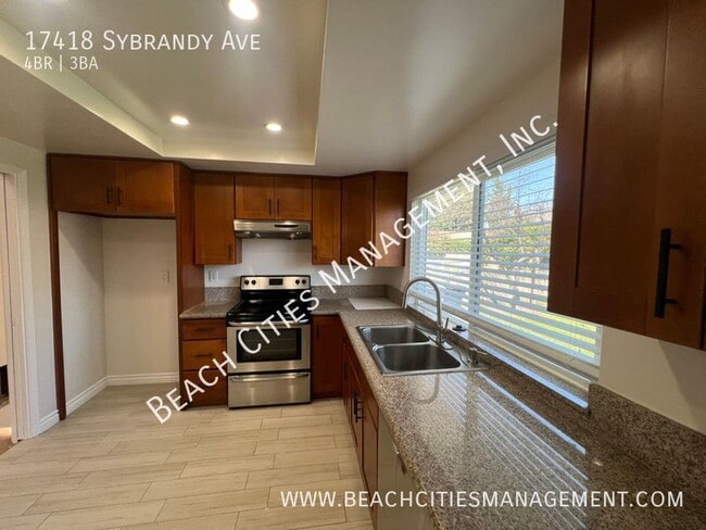 Building Photo - 17418 Sybrandy Ave