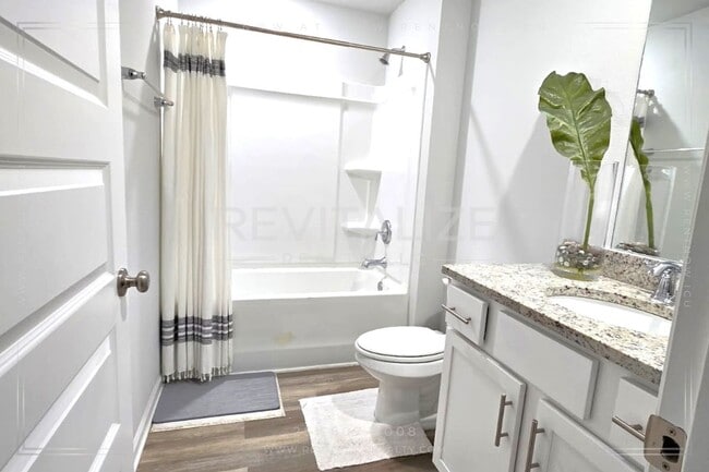 Building Photo - Smart 4 Bd / 2 Ba Home in West Mobile Gate...