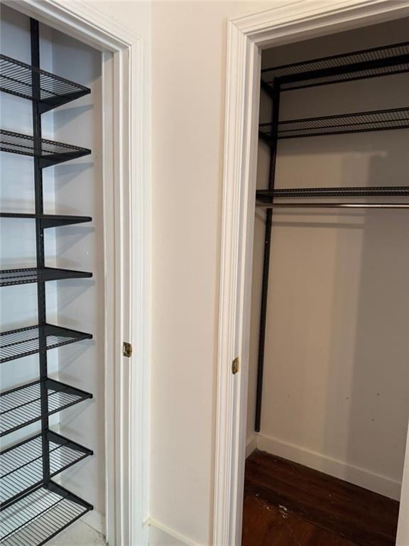 Building Photo - 199 Pearl St SE