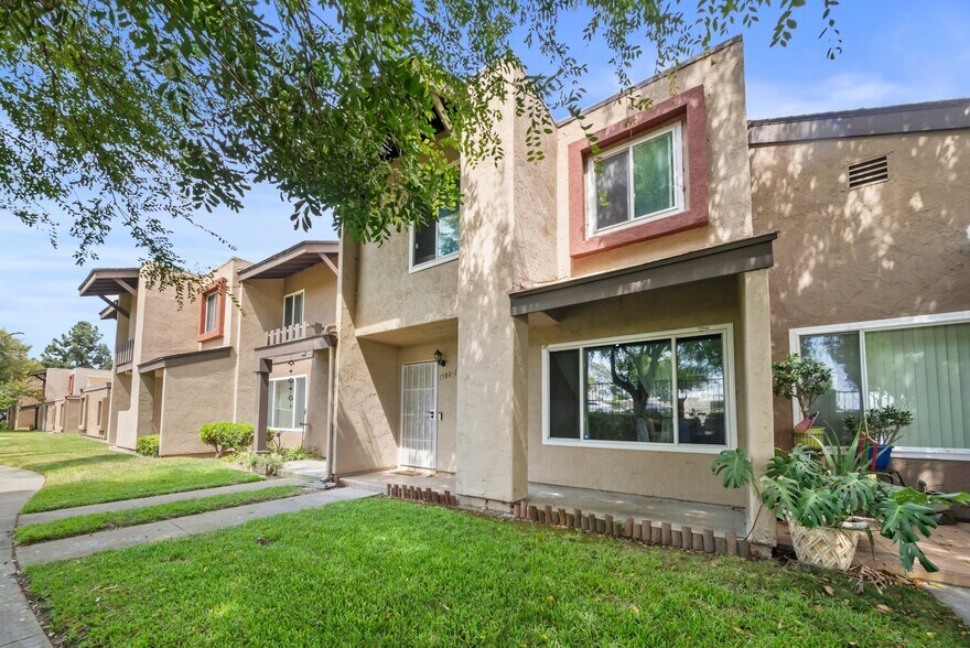 Building Photo - 1580 Mendocino Dr