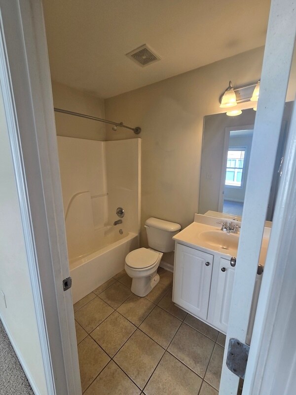 Building Photo - 165 Artisan Pl