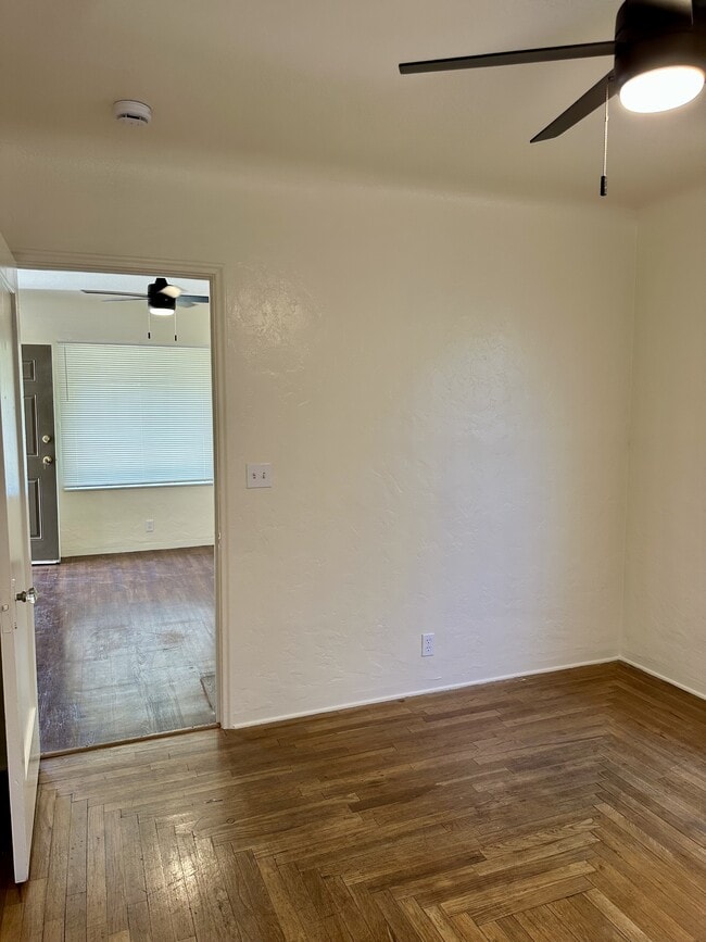 Building Photo - 1154 F St