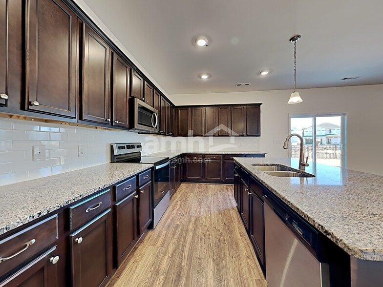 Building Photo - 4869 Chutney Dr
