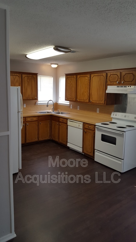 Building Photo - 3510 Garland Rd