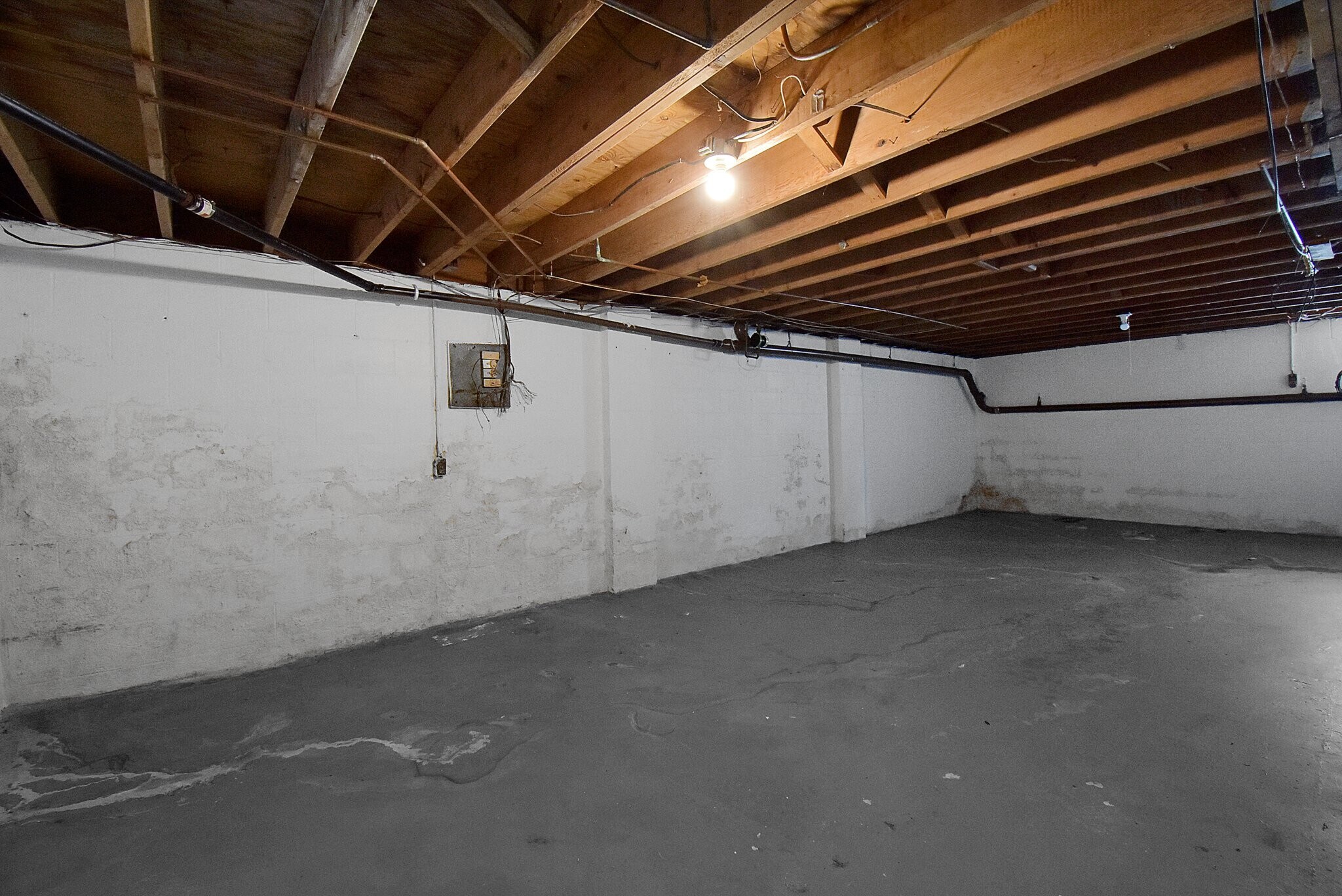 Building Photo - 2383 Belcher Dr