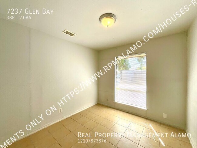 Building Photo - 7237 Glen Bay Dr