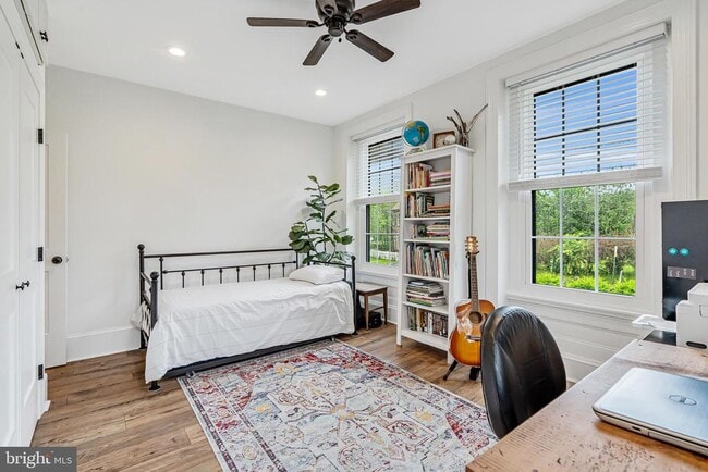 Building Photo - 2406 Upper Ridge Rd