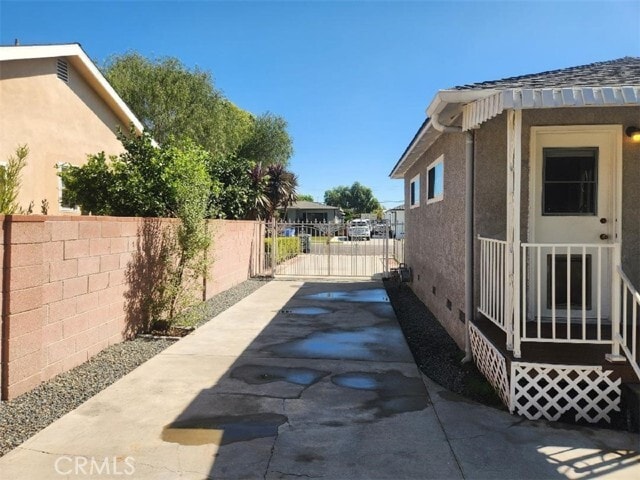 Building Photo - 11171 Midway Dr