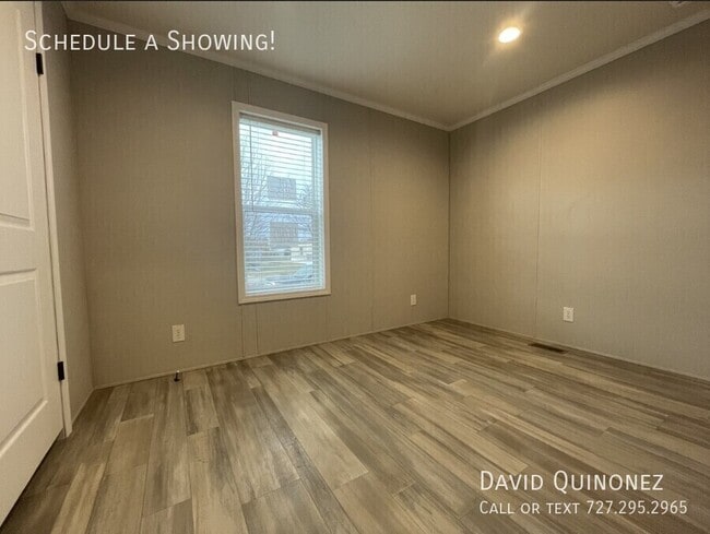 Building Photo - 701 Mill St