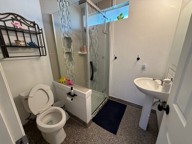 Building Photo - 91-1036E Hoomaka St