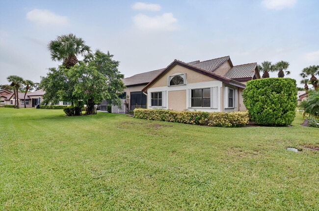 Building Photo - 8081 Cassia Dr