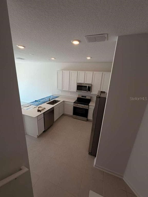 Building Photo - 2728 Skyline Lp