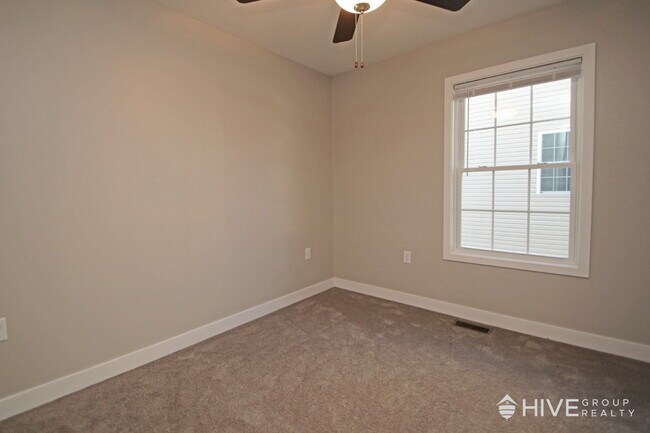 Building Photo - Bee the First to Live in This Newly Built End Unit!