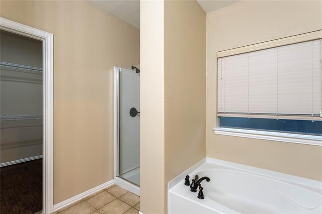 Building Photo - 2637 Pine Trail Dr
