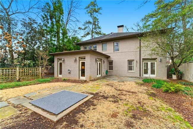 Building Photo - 685 E Morningside Dr NE