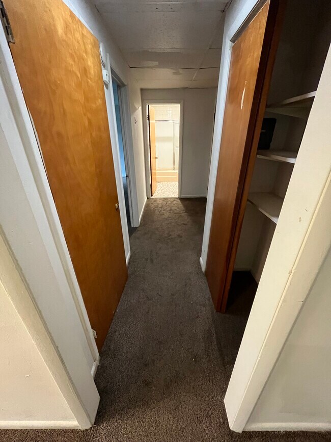 Hallway / Storage Space - 13 Bancker Ave