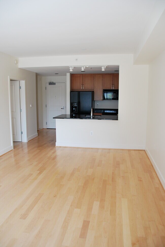 Building Photo - 4101 Albemarle St NW