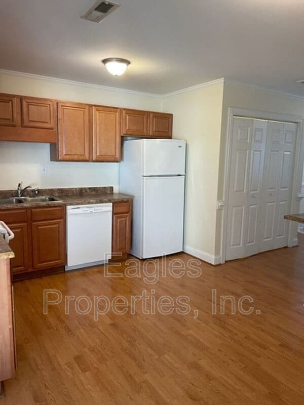 Building Photo - 2725 Hatteras Dr