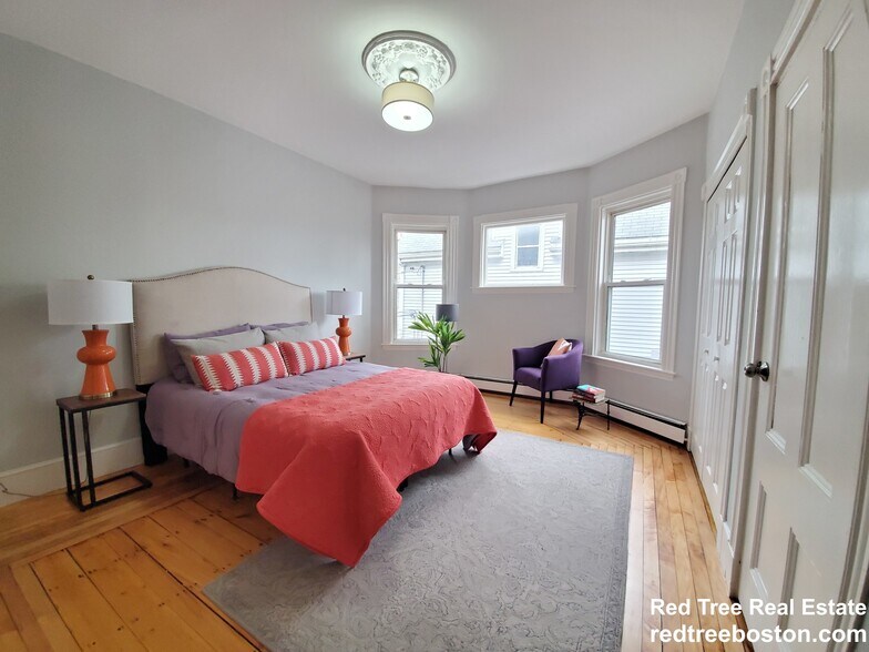 Building Photo - 25 Kensington Ave