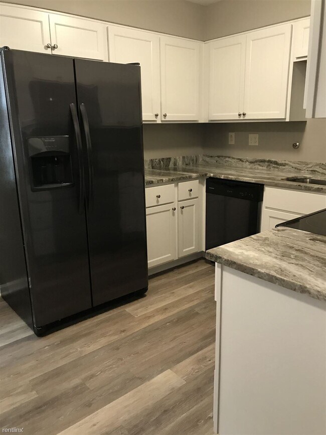 Building Photo - 3807 Leland Rd