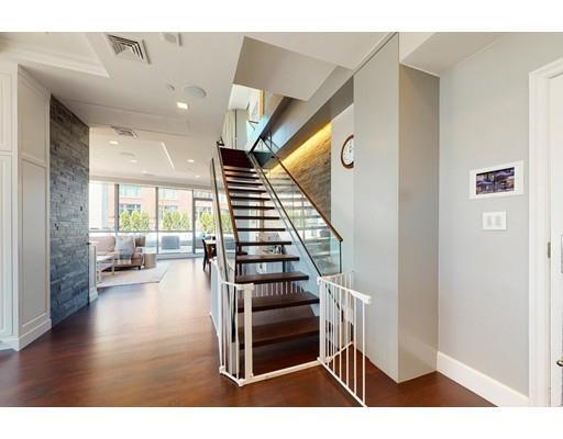 Building Photo - 226 Causeway St