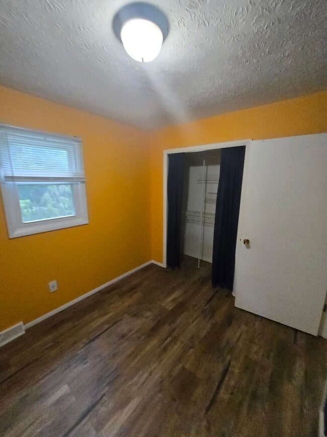 Building Photo - For Rent – 1304 Cobble Stone Court, Johnso...