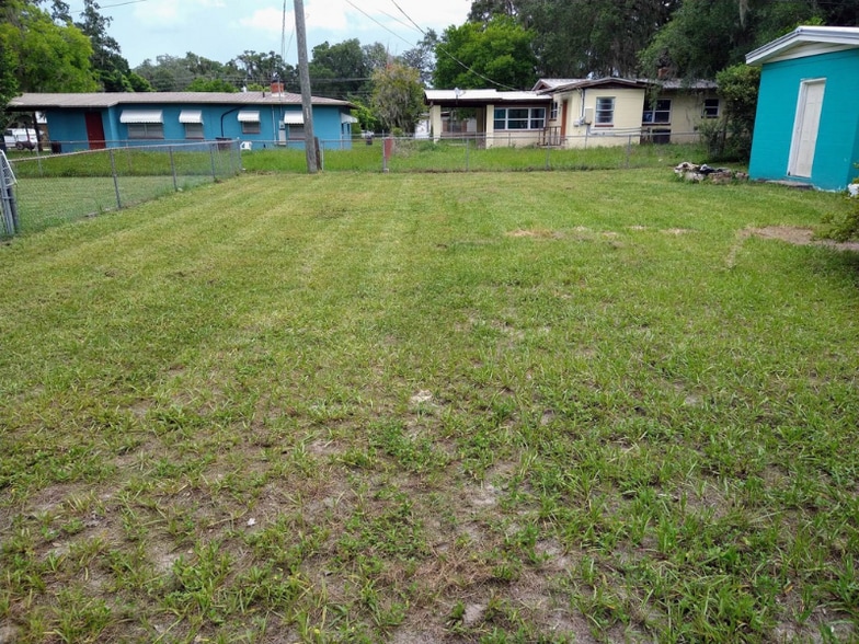 Building Photo - 3300 St Johns Ave