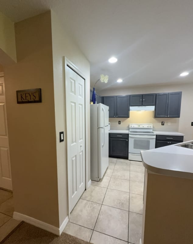 Building Photo - 2516 Oleander Lakes Dr