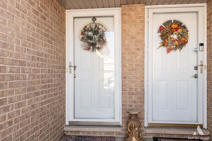 Building Photo - 7247 Bradford Ct