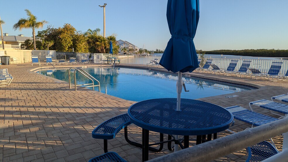 Building Photo - 459 Bahia Beach Blvd