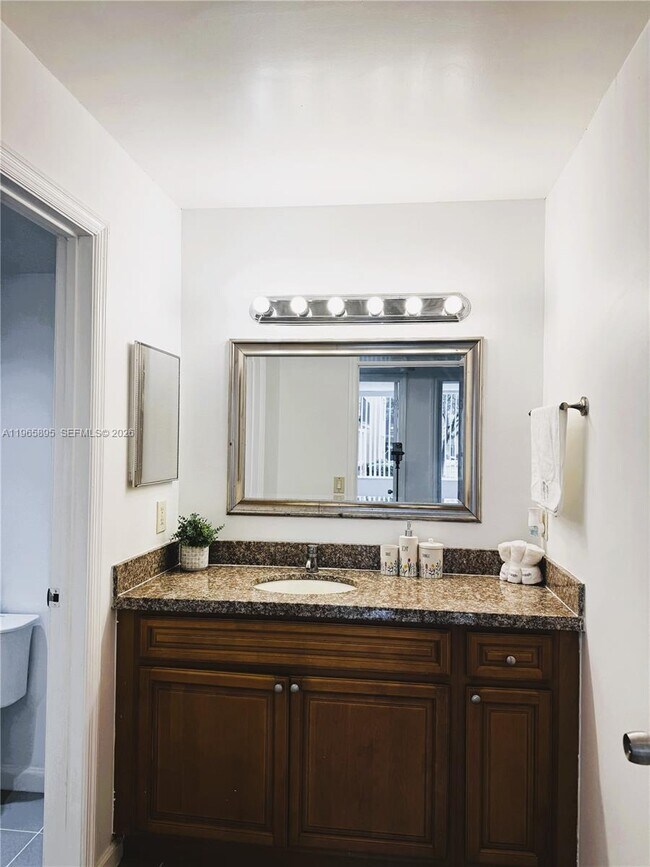 Building Photo - 10725 Cleary Blvd