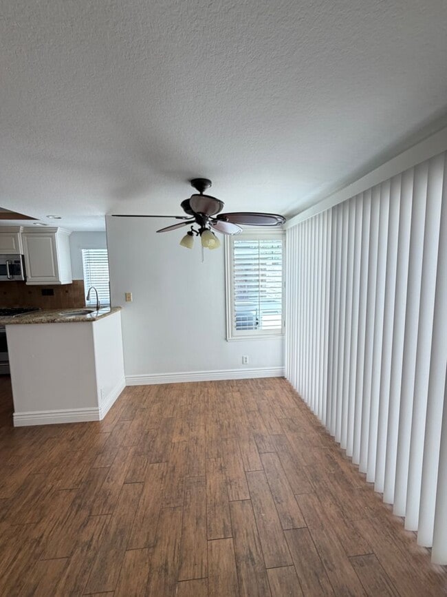 Building Photo - 608 Allegro Ct