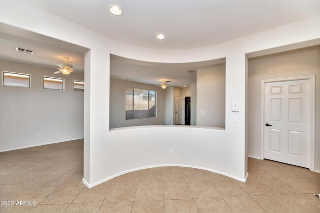 Building Photo - 40834 N Noble Hawk Way