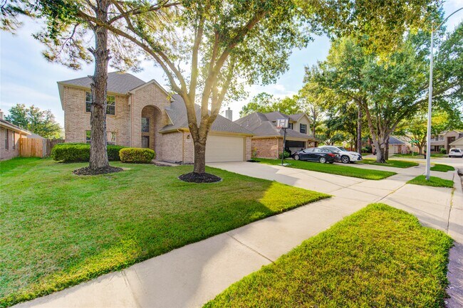 Building Photo - 5010 Moss Garden Ln