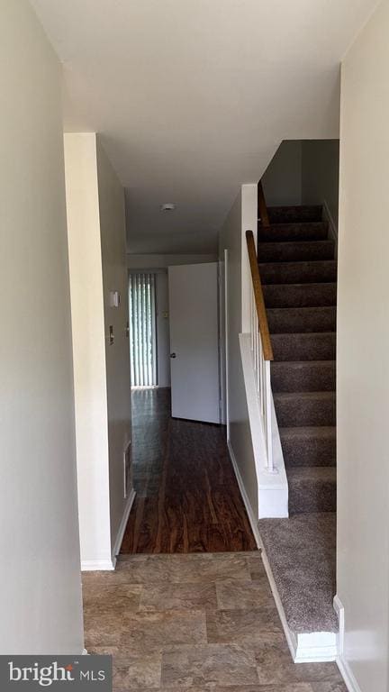 Building Photo - 6762 Ducketts Ln
