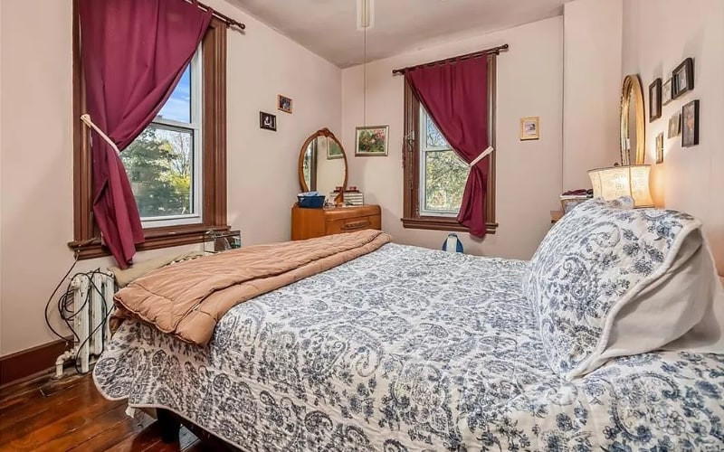 Building Photo - 227 E Garrison St