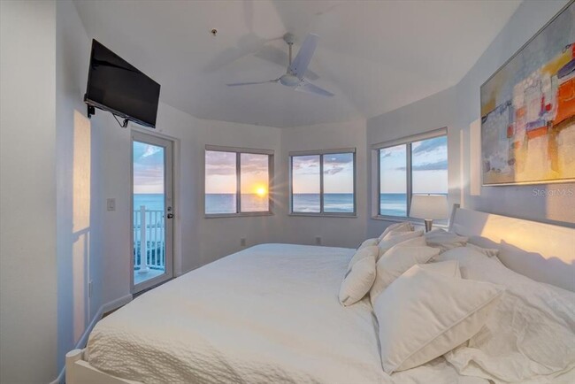 Building Photo - 17852 Lee Ave