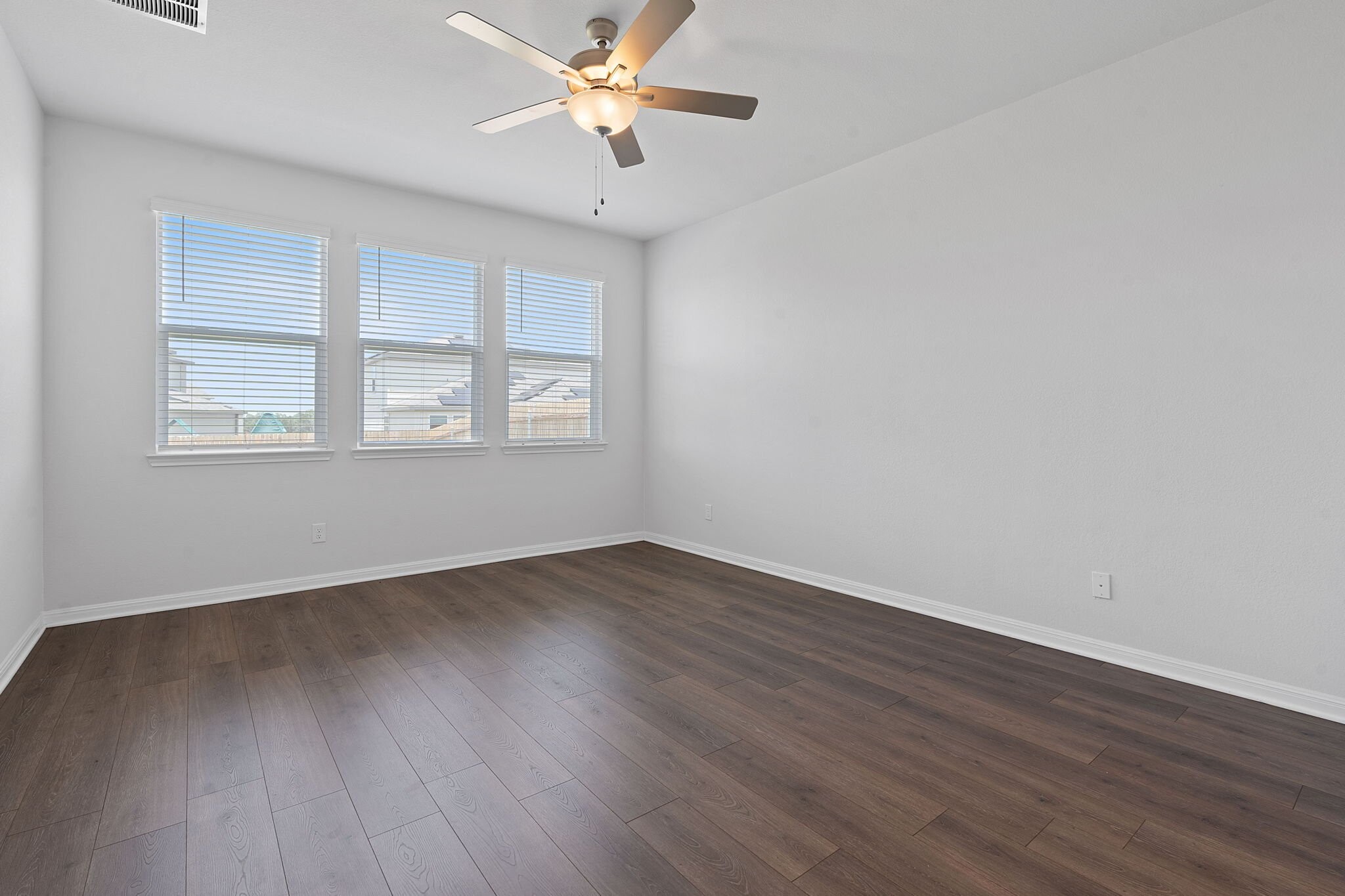 Building Photo - 321 Caisson Trl