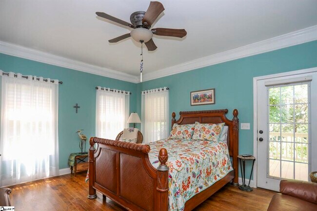 Building Photo - 441 Liberty Hwy