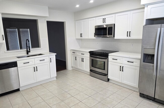 Building Photo - 1864 S Gessner Rd