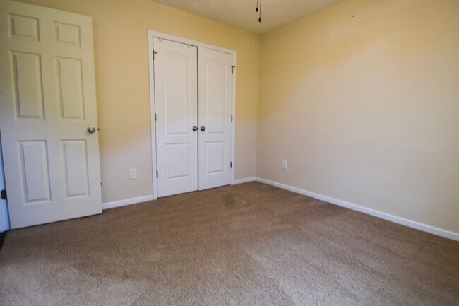 Building Photo - Coming Soon! 3 Bedroom 2 Bathroom- Pets Considered