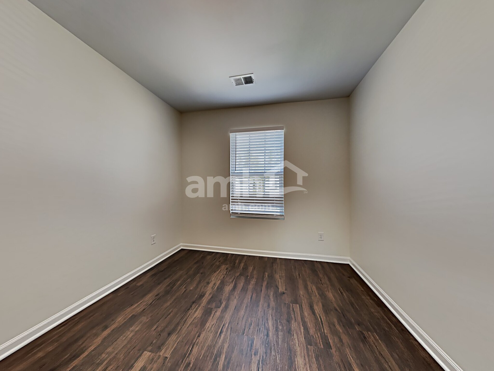 Building Photo - 405 Ridgedale Rd