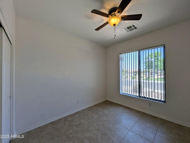 Building Photo - 3731 W St Kateri Dr