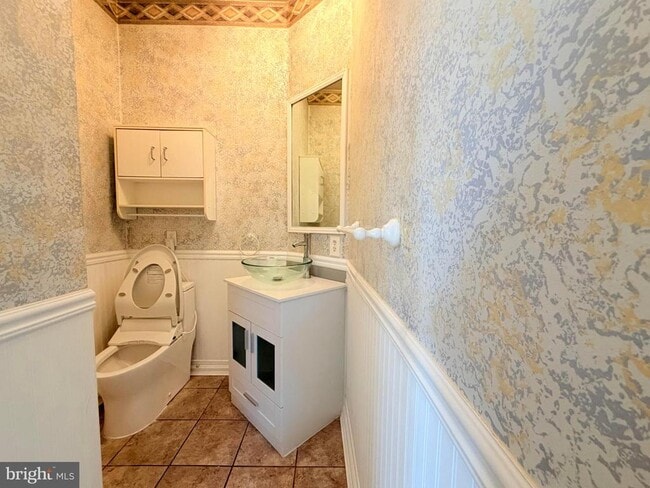 Building Photo - 15 Moonlight Ct