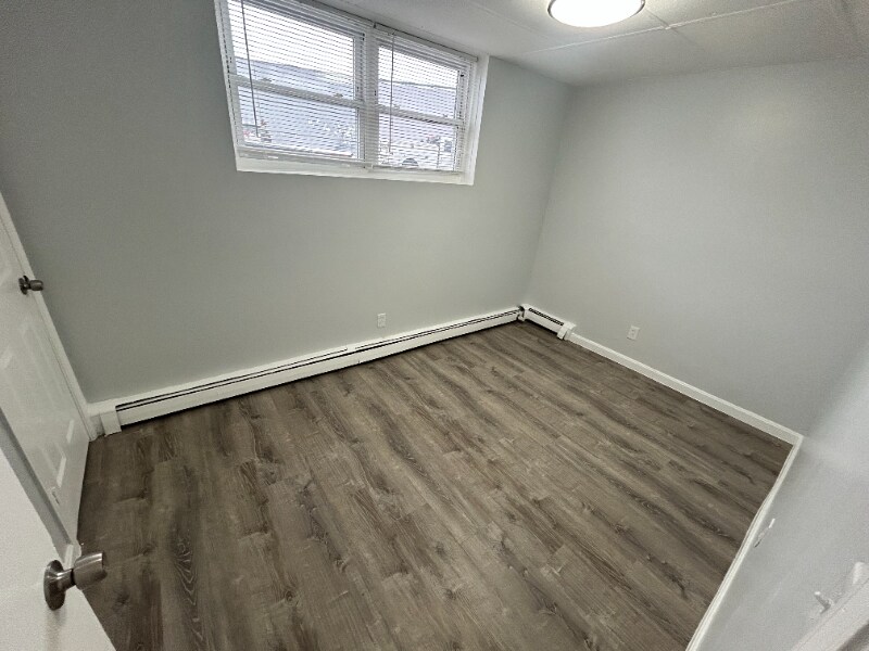 Building Photo - 10 Grafton St