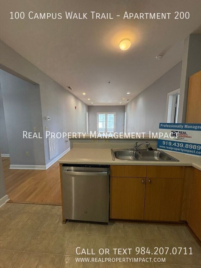 Building Photo - 100 Campus Walk Trl