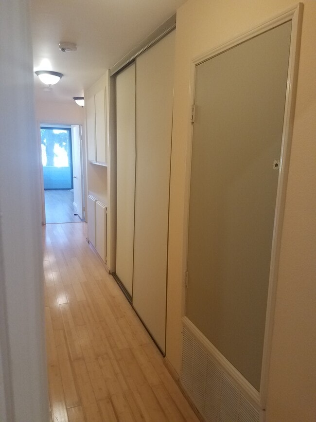 Building Photo - 311 Bora Bora Way